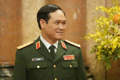Ba Thượng tướng được bổ nhiệm lại, kéo dài thời gian giữ chức vụ Thứ trưởng Bộ Quốc phòng