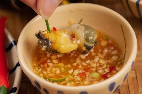Những cách làm nước chấm 'ngon bất bại' cho nhiều món ăn Việt