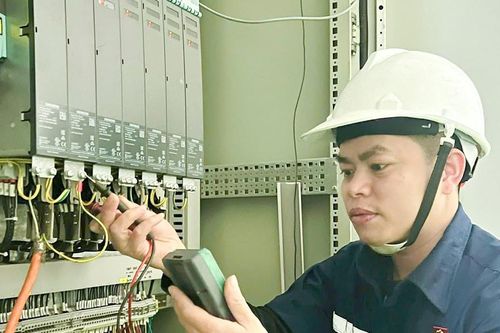 Hướng tới Đại hội Thi đua yêu nước tỉnh Nghệ An - năm 2025:Người 'truyền lửa' sáng tạo ở Công ty TNHH MTV Hoa Sen Nghệ An