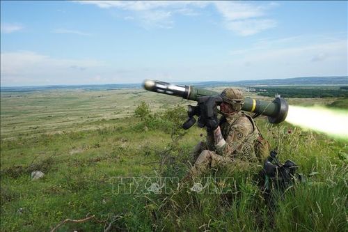 Mỹ phê duyệt bán tên lửa Javelin trị giá 780 triệu USD cho Ba Lan