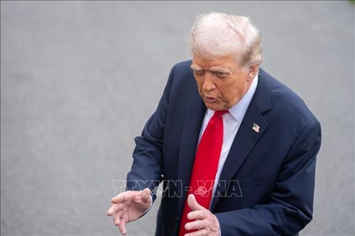 Cảnh báo mới nhất của Tổng thống Trump với những kênh truyền hình không thân thiện