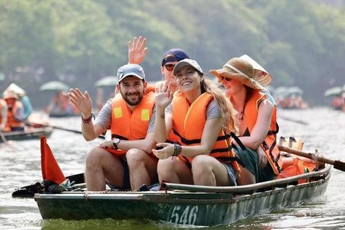 Du lịch Việt: 'Chạy nước rút' hút khách quốc tế, mục tiêu đón 2,75 triệu lượt/tháng