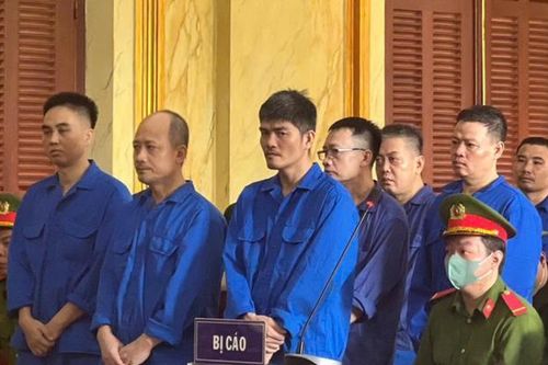 Đường dây buôn lậu 113kg vàng: Bị cáo vắng mặt vẫn bị tuyên 12 năm tù