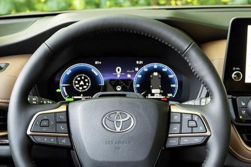 Toyota triệu hồi gần 600.000 xe tại Mỹ do lỗi đồng hồ