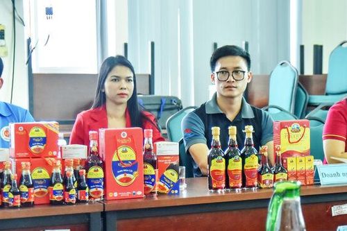 Vị quê ra thế giới