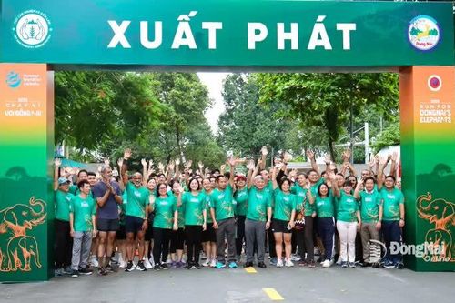Hơn 300 người tham gia Giải Chạy vì voi Đồng Nai
