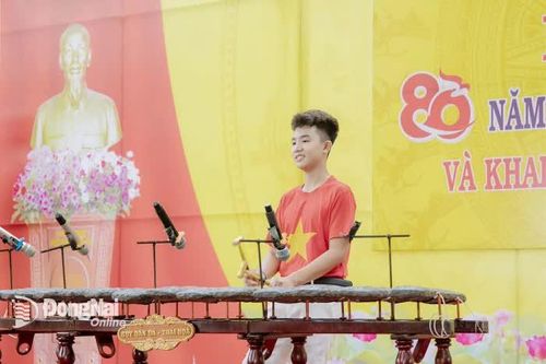 Đàn đá Lộc Hòa - từ bảo vật quốc gia đến khát vọng vươn xa