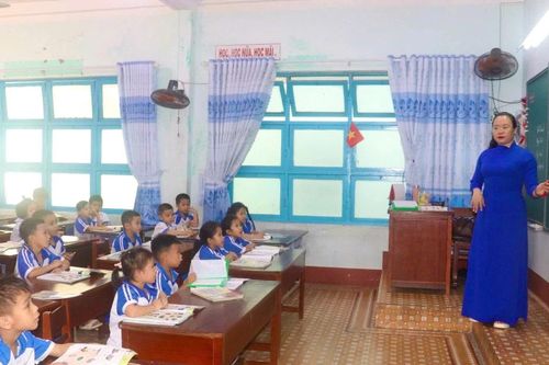 Rèn kỹ năng tự lập cho học sinh lớp 1