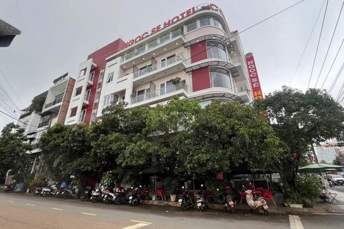 Khởi tố 3 đối tượng chứa và môi giới mại dâm ở khách sạn Ngọc Sê