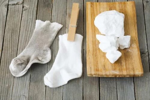 Bí quyết làm trắng tất như mới chỉ bằng một nguyên liệu nhà bếp