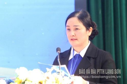 Ngàn hoa dâng Đảng