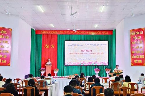 Bộ Nội vụ tổ chức góp ý dự thảo Luật Viên chức (sửa đổi)