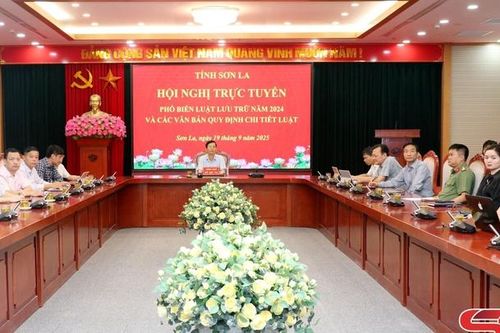 Hội nghị trực tuyến toàn quốc phổ biến Luật Lưu trữ năm 2024