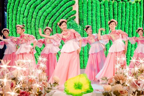 'Làm giàu' thêm đời sống tinh thần của người dân