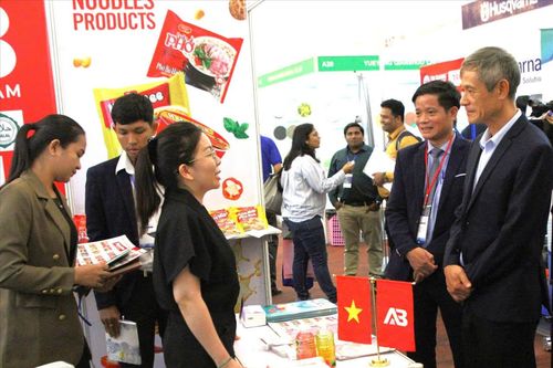 Nông sản, thực phẩm Việt Nam thu hút sự quan tâm tại thị trường Campuchia