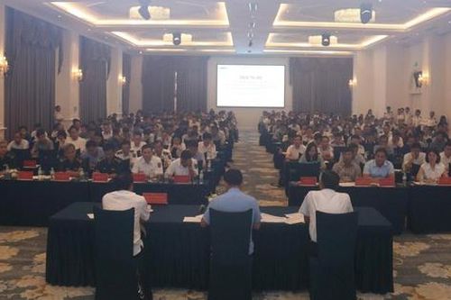 Cục Hàng hải và Đường thủy Việt Nam thảo luận gỡ vướng cho doanh nghiệp