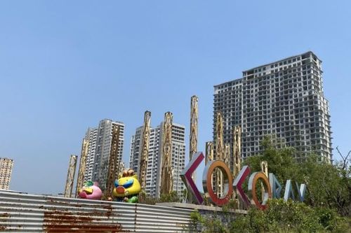 Tái khởi động dự án 'treo'