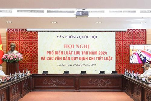 Hội nghị phổ biến Luật Lưu trữ 2024 và các văn bản quy định chi tiết Luật