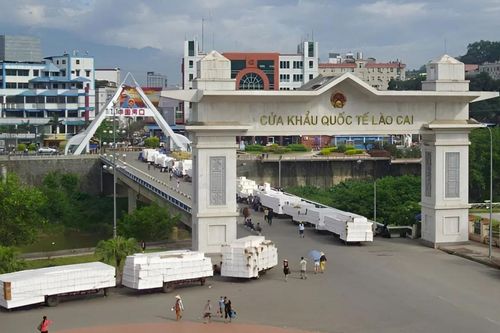 'Cú hích' mạnh cho kinh tế biên giới Việt Nam - Trung Quốc