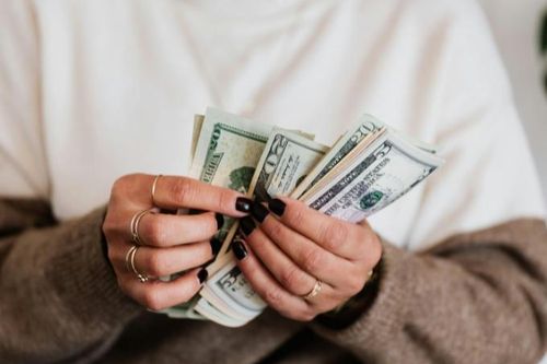 Tiêu tiền thế nào để hạnh phúc?