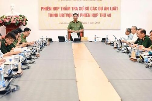 Bảo vệ quyền, lợi ích hợp pháp của cơ quan, tổ chức, cá nhân trên không gian mạng
