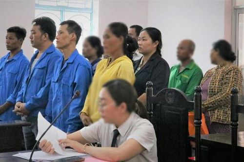 Hơn 93 năm tù cho đường dây mua bán trẻ em có người thân tiếp tay