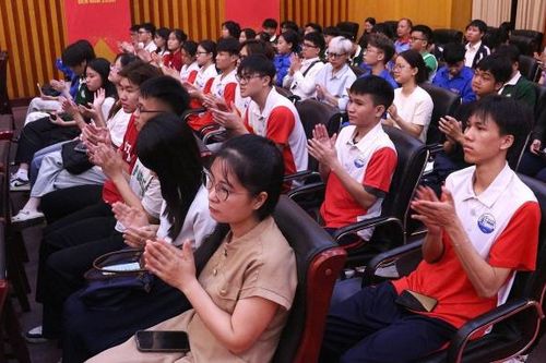'Trường học không rác thải nhựa' là lời kêu gọi hành động mạnh mẽ