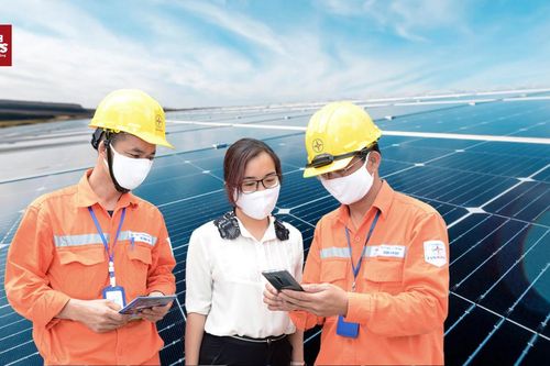 Thủ tục lắp đặt điện mặt trời mái nhà: Dân kêu 'đau đầu' cần hướng cải thiện