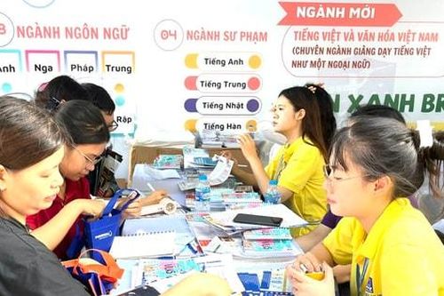 Gần 148.000 thí sinh trúng tuyển đại học năm 2025 nhưng không nhập học