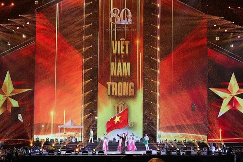 Công chiếu concert 'Việt Nam trong tôi'