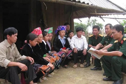 Mục tiêu và đối tượng của nội dung phổ biến, giáo dục pháp luật và tuyên truyền, vận động đồng bào dân tộc thiểu số?