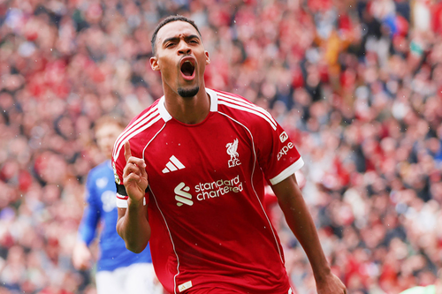 Toàn thắng 5 trận, Liverpool vững ngôi đầu giải Ngoại hạng Anh