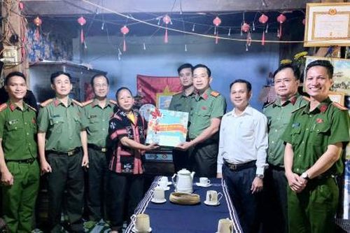 Dòng họ Bhriu tự quản về an ninh trật tự