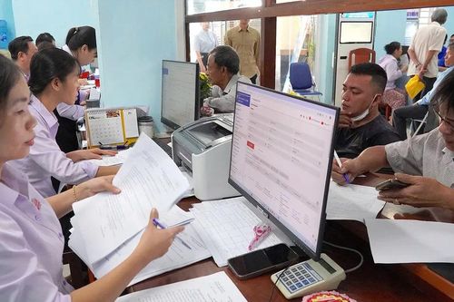 Bớt thủ tục, thêm niềm tin