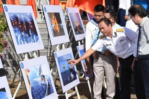 Vùng 2 Hải quân giao lưu với Hội Văn học nghệ thuật tỉnh Đồng Nai