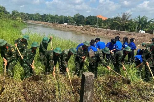 Phường Thuận An: Các đơn vị làm sạch đẹp môi trường