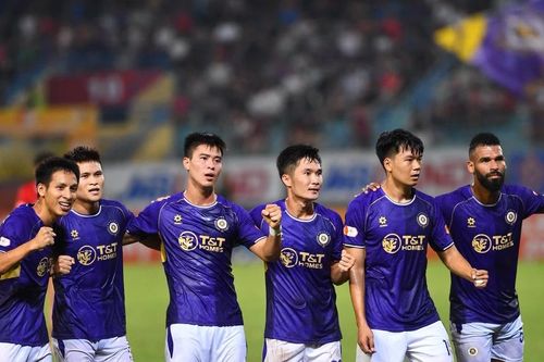 HLV tạm quyền của Hà Nội FC nói lời đặc biệt về người tiền nhiệm