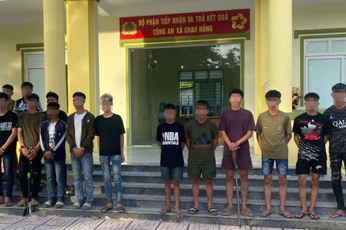 Mâu thuẫn tuổi mới lớn, 11 thanh thiếu niên bị khởi tố về tội 'gây rối trật tự công cộng'