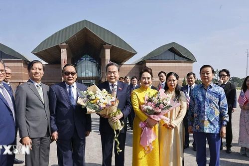 Chủ tịch Quốc hội kết thúc tốt đẹp chuyến thăm chính thức Malaysia, dự AIPA-46