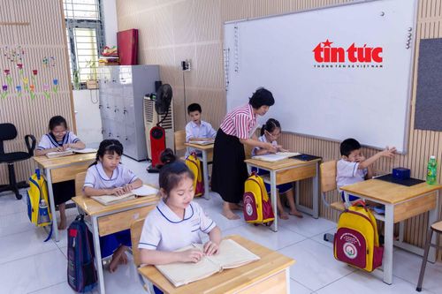 Ngôi trường thắp sáng tri thức cho học sinh khiếm thị