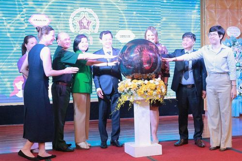 Khai trương Tổng đài 111 hỗ trợ nạn nhân mua bán người