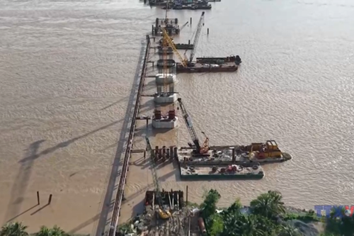 Tập trung nhân lực, thiết bị đảm bảo tiến độ Cầu Đại Ngãi