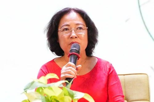 Doanh nghiệp dược gần 50 năm tuổi 'đốt cháy giai đoạn' nhờ mạnh tay đầu tư AI