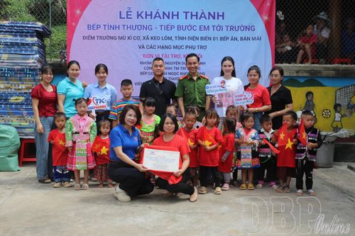 Khánh thành công trình 'Bếp tình thương – Tiếp sức em đến trường' tại điểm trường Mù Xì Cơ