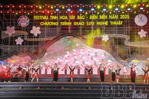 Sôi động Lễ hội đường phố Festival Tinh hoa Tây Bắc - Điện Biên 2025