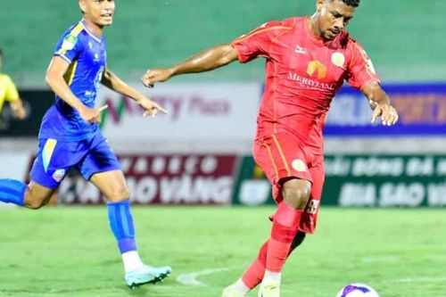 Quy Nhơn United chia điểm trong trận mở màn Giải bóng đá hạng nhất quốc gia 2025-2026