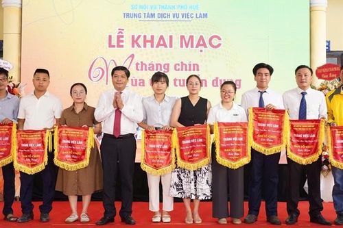 Gần 9.000 vị trí việc làm trong và ngoài nước dành cho lao động Huế