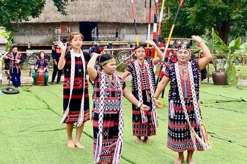 Giữ hồn văn hóa, mở lối phát triển nông thôn mới Hà Nội