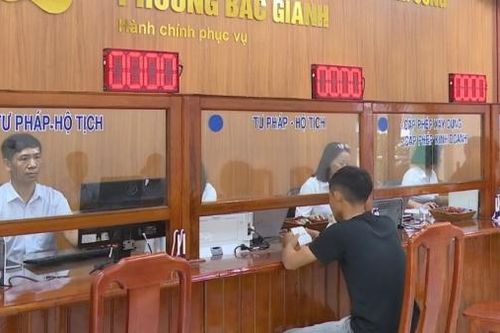 Lãnh đạo Quảng Trị chỉ đạo khắc phục, xử lý tình trạng giải quyết hồ sơ trễ hạn