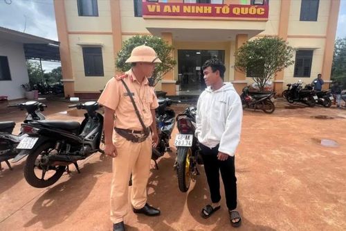 Phạt hơn 43 triệu đồng nhóm thiếu niên đua xe, quay TikTok